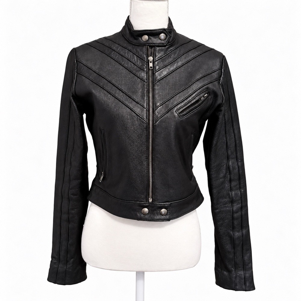 American Rag Women's M Black Genuine Leather Moto Jacket Cropped Biker Zip